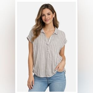 4/$20 Per Se Linen Blend Striped Button-Back Top